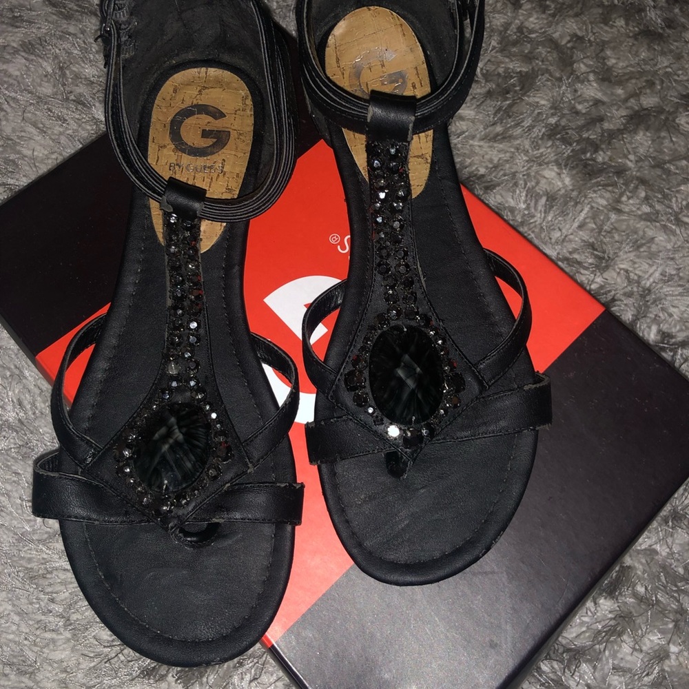 🖤Guess Bejeweled Sandals🖤